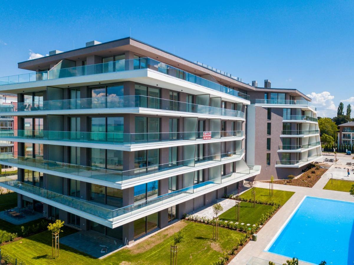Myflat Coral 61 Luxury Apartment Siófok Exterior foto